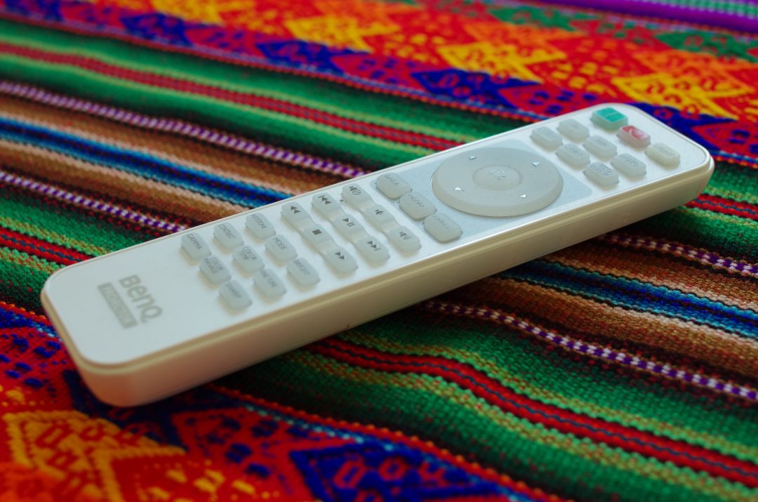 I turn my TV off Ca commence par moi